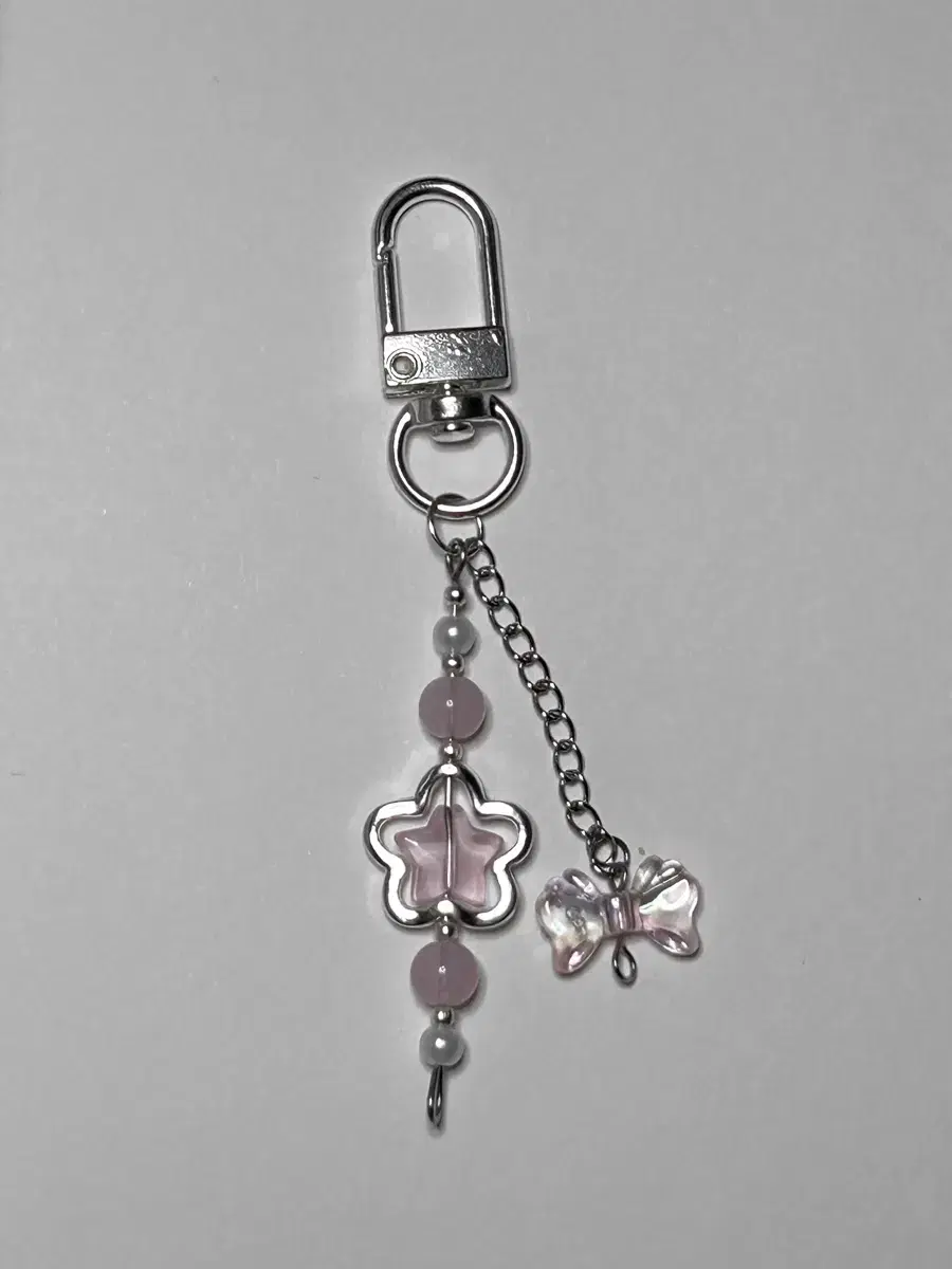 Pink star keyring