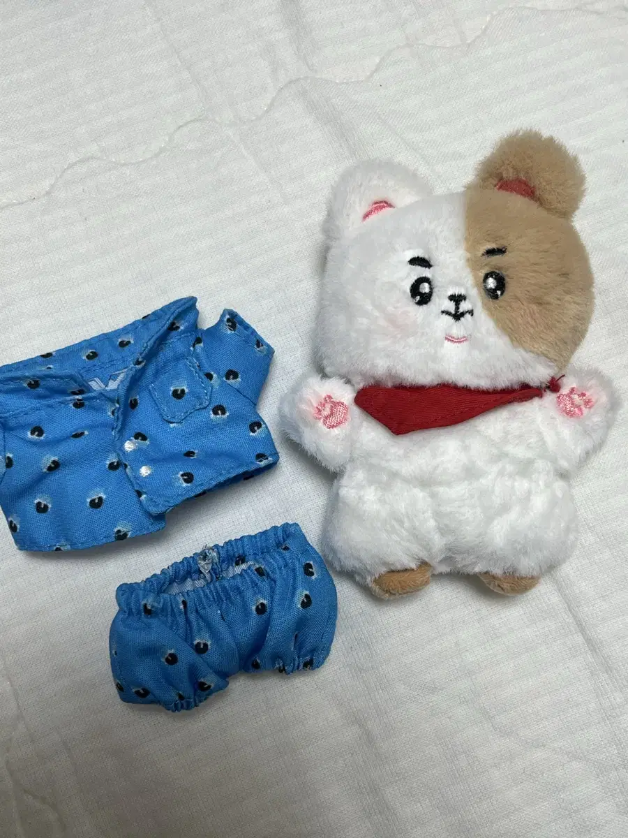 bts jin hamzini wts angel pajamas