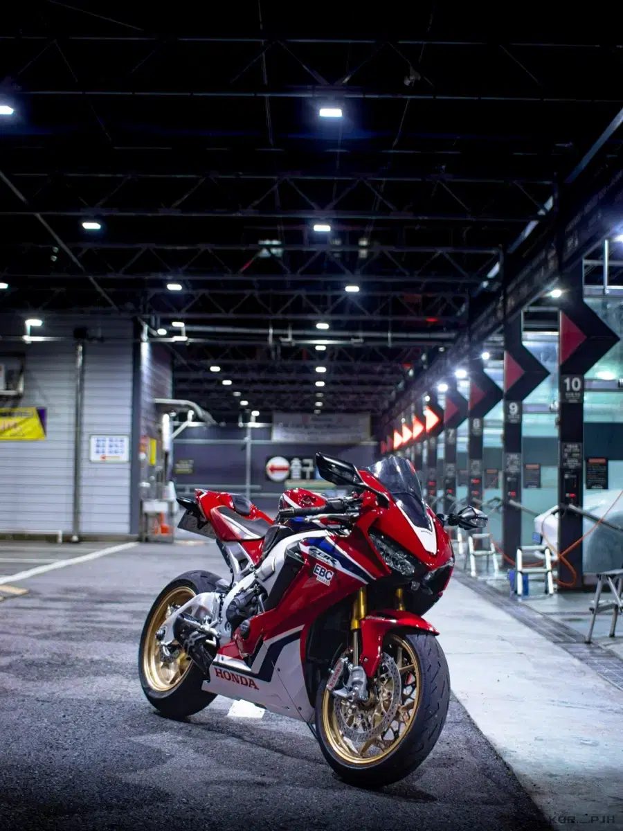 18년식 cbr1000rr sp