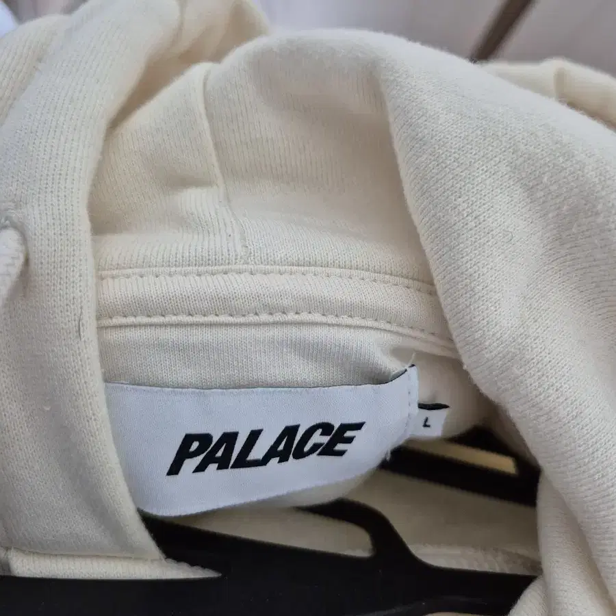 Palace 팔라스 24ss 후드티