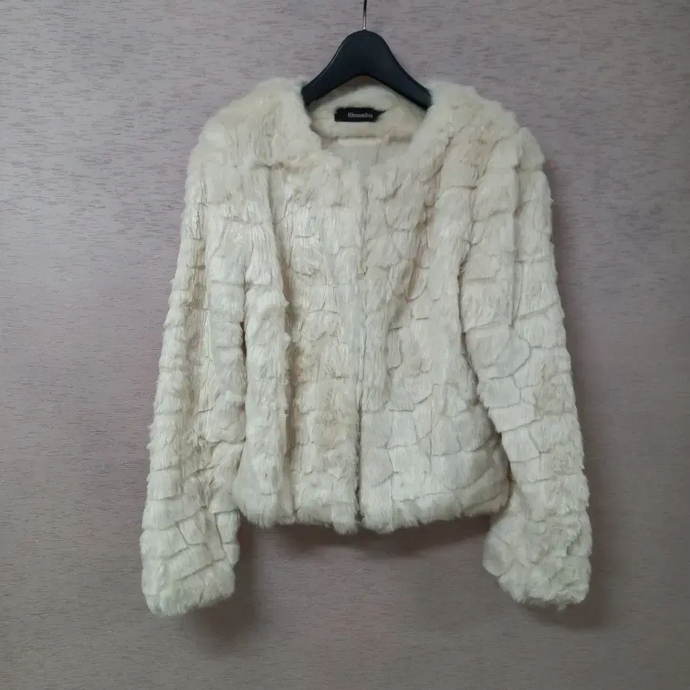 12-8/KIENAMOS Beige soft fur jacket women's