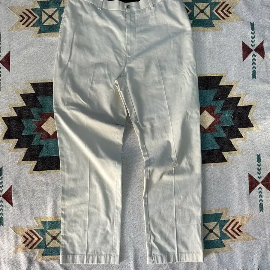 Roundtree & Yorke Chino Trouser