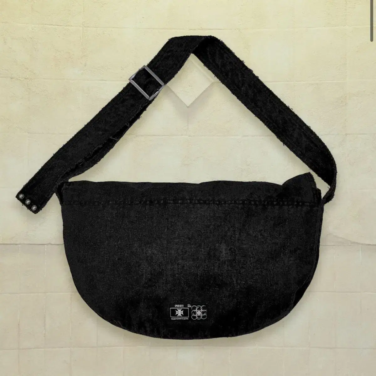 오퍼스0012 10 KLEPTO DENIM BAG BLACK