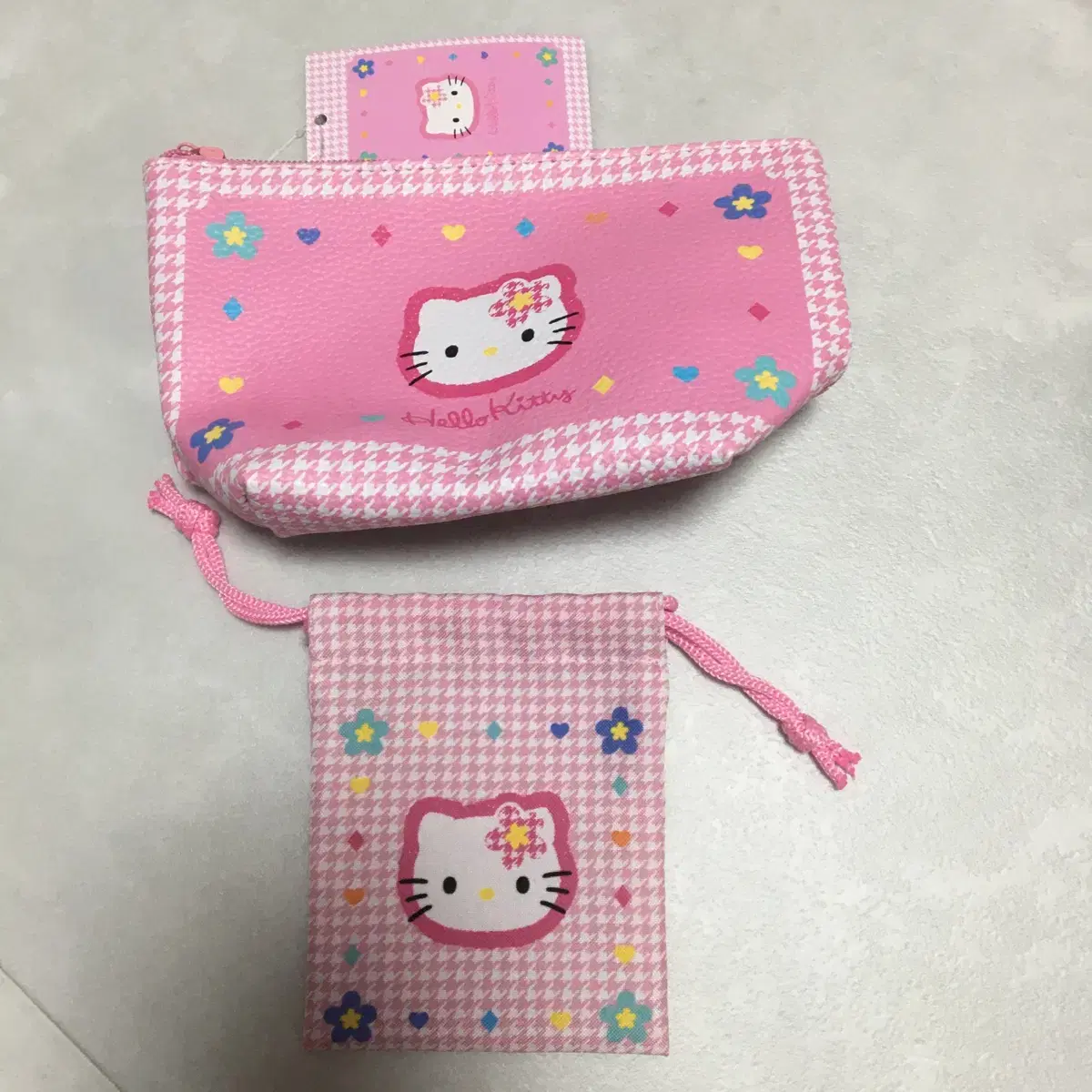 Bulk of 2 Classic Design Kitty Pouches