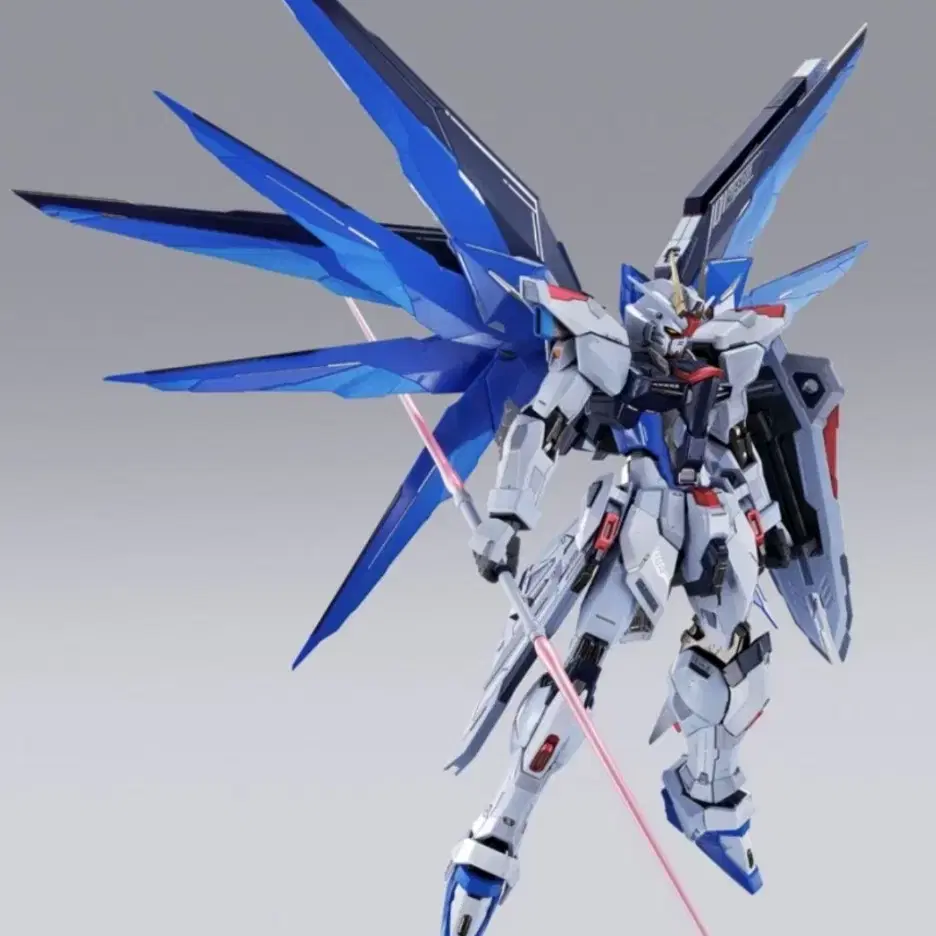 METAL BUILD 메탈빌드 프리덤 건담 컨셉 2 스노우 스파클 버젼