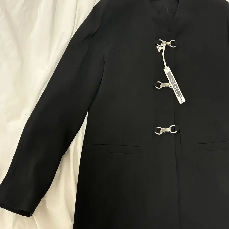 (단종) 미스치프 HOOK TENCEL JACKET(새상품)