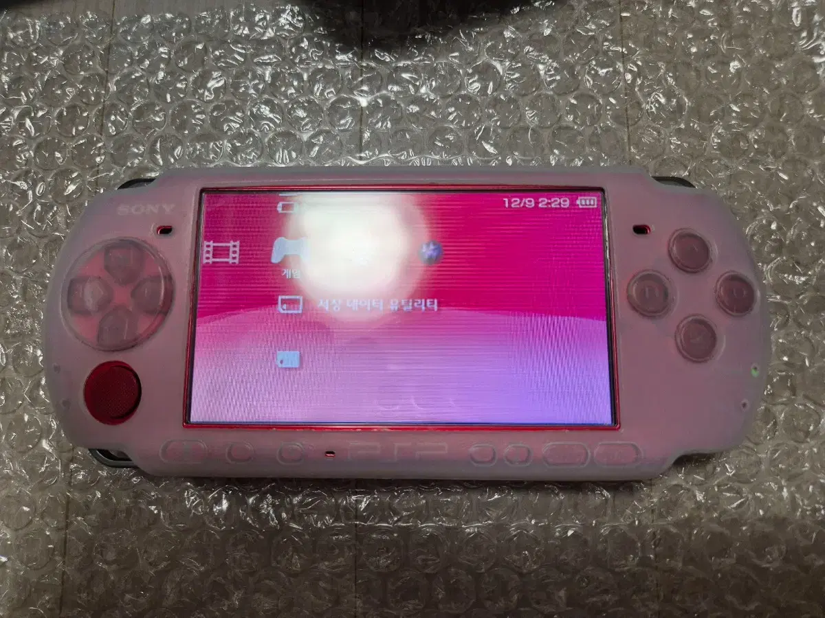 psp3005 레디언트레드 s급 정발 판매