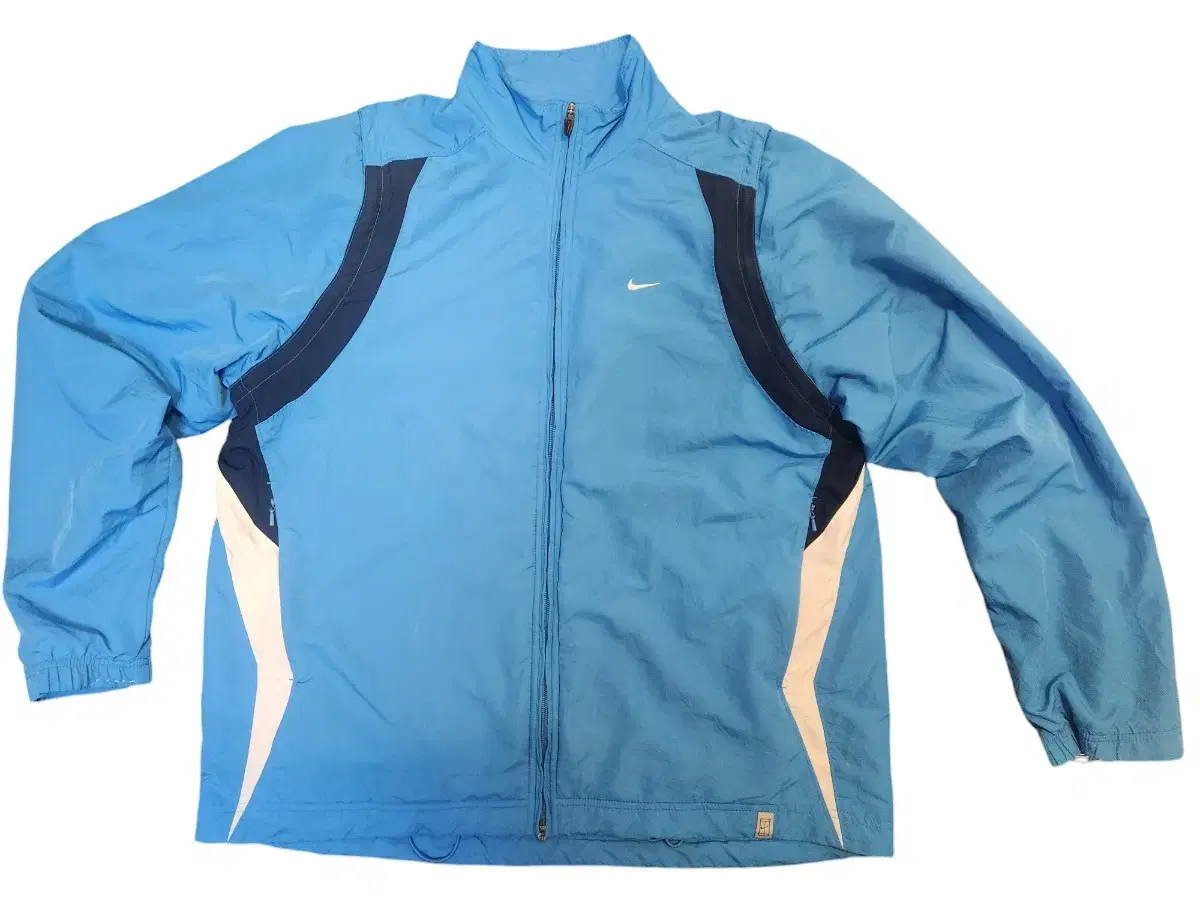 Nike Old School Windbreaker at the Best Price (Free Shipping)