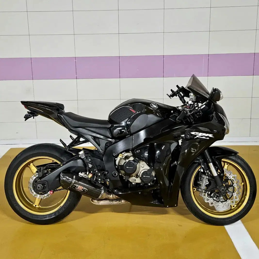 깨끗한 CBR1000RR 풀배기 판매합니다