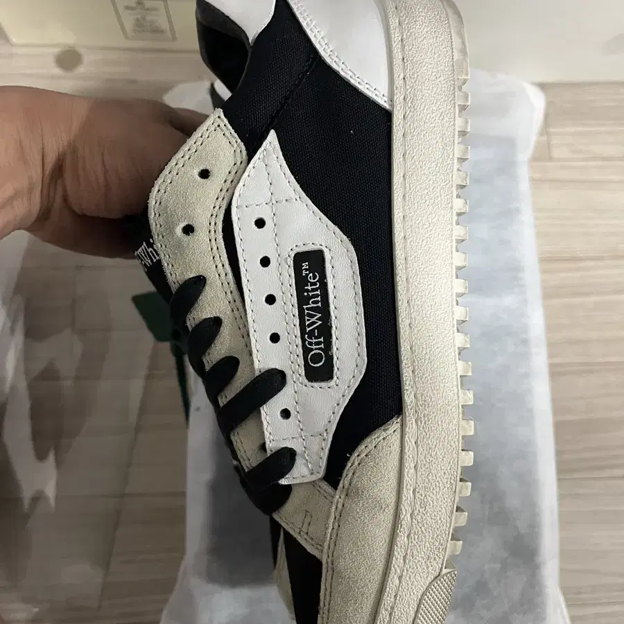 오프화이트 off-white 5.0패널드 레이스업 스니커즈