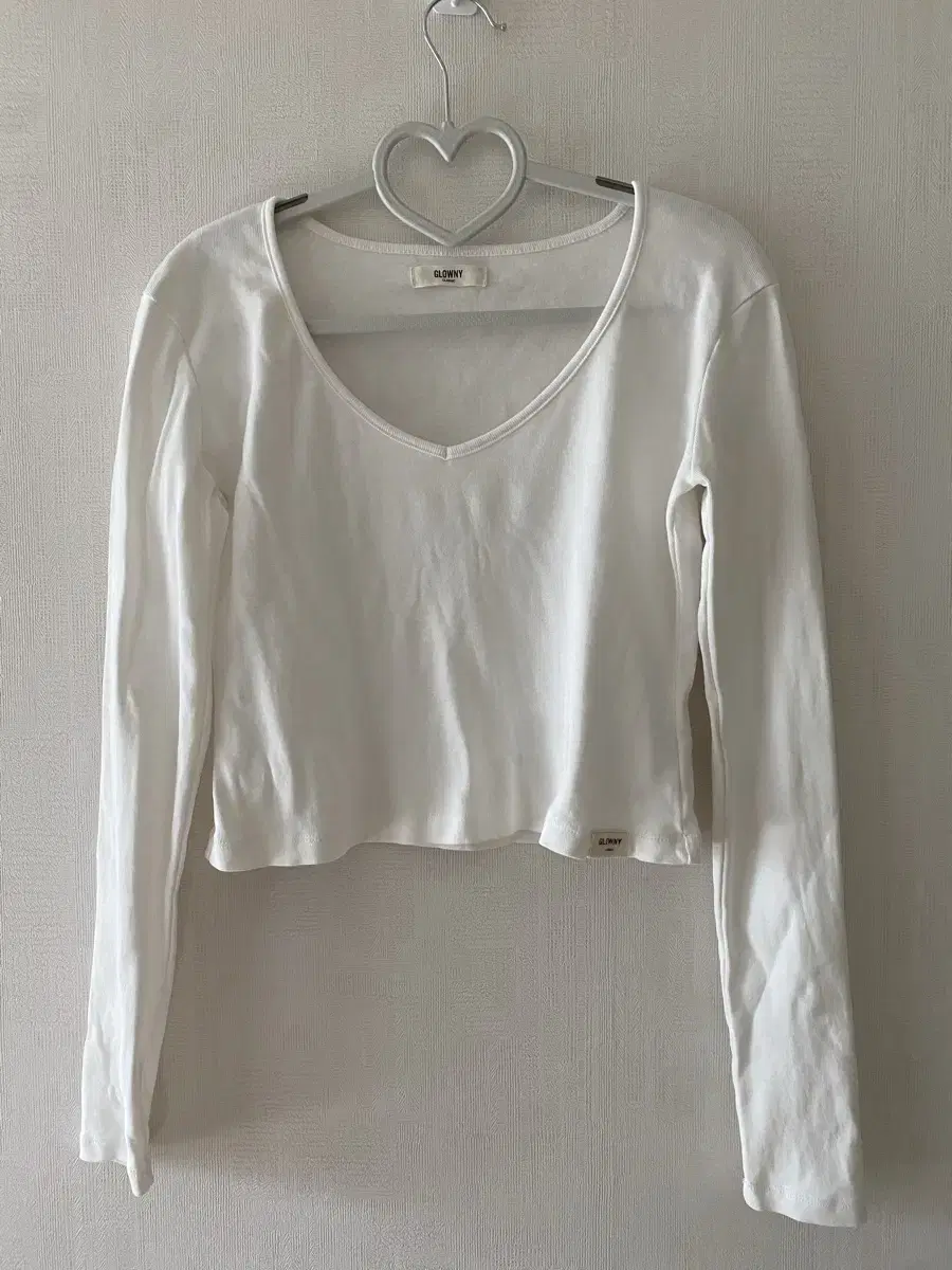 글로니 G classic v-neck long sleeve (white)