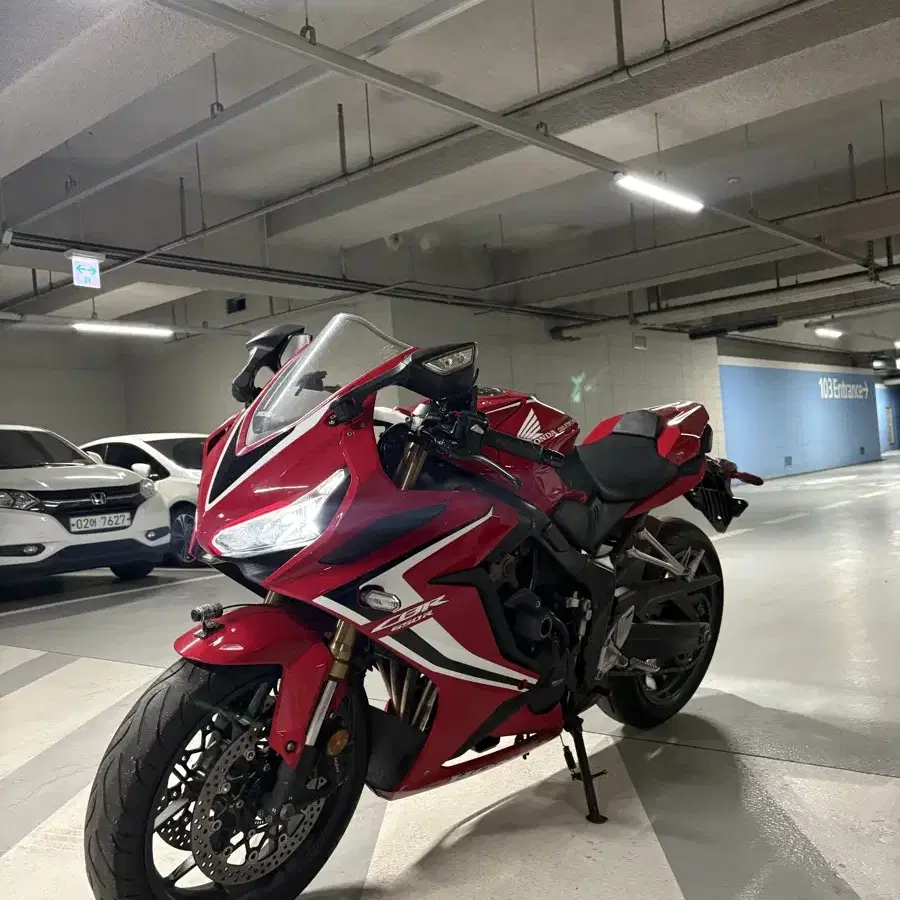 혼다CBR650R (2020)