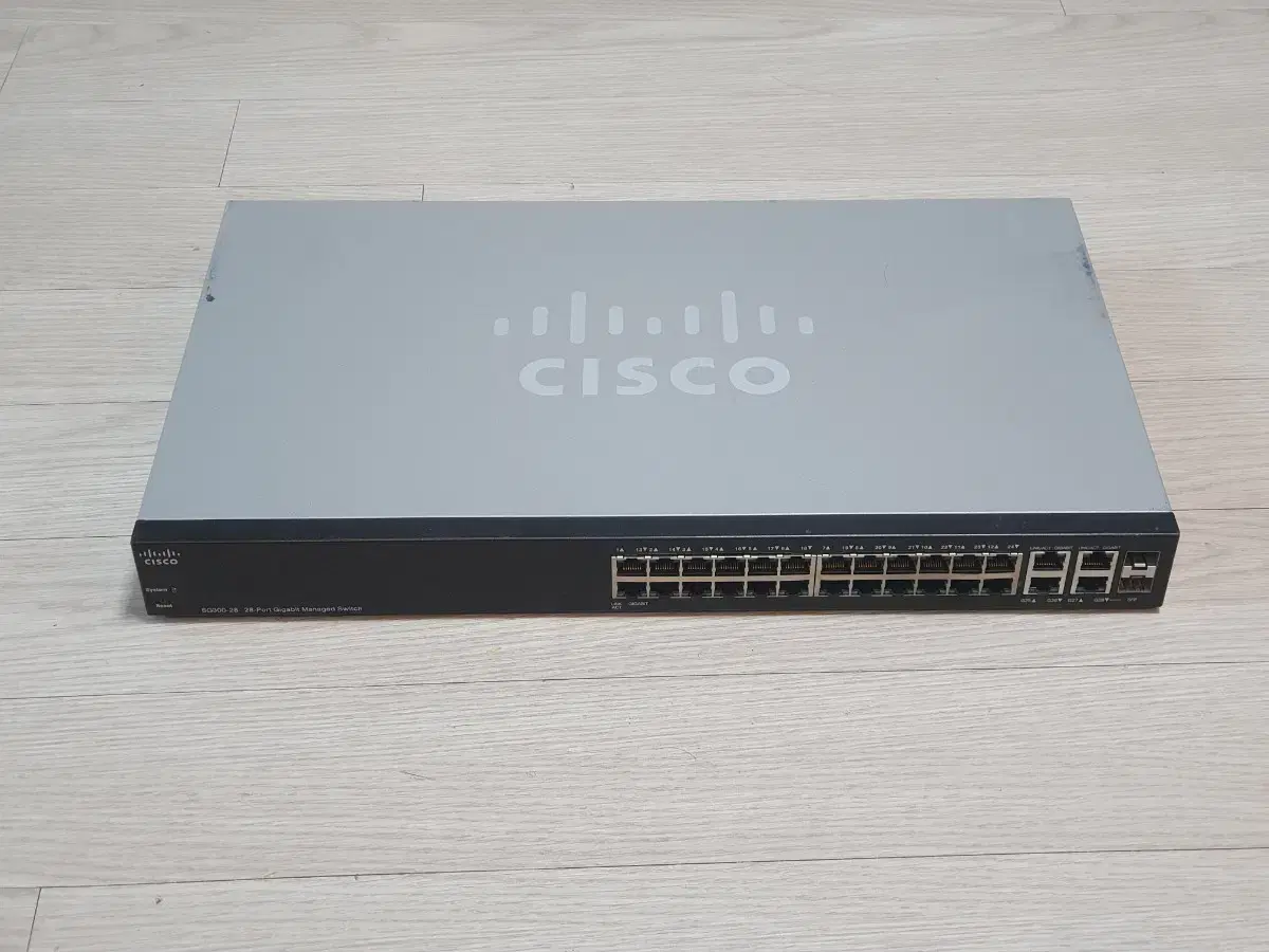 시스코 SG300-28 / 28포트 기가비트 스위칭 허브 - CISCO