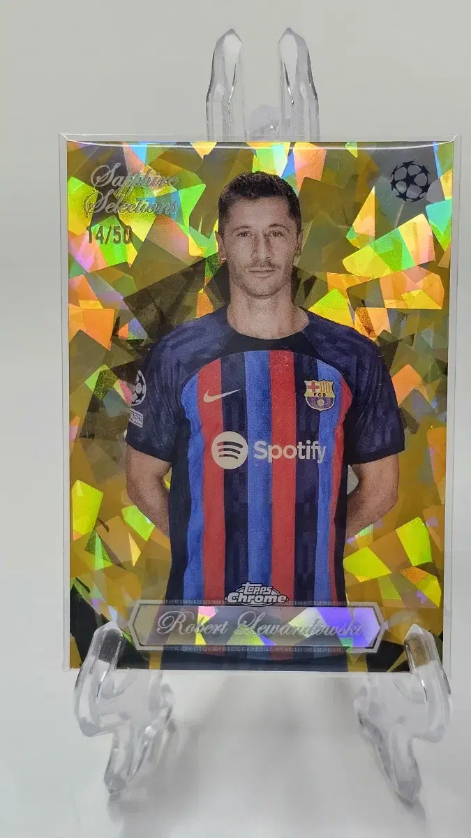 22-23 Topps UEFA 레반도프키 사파이어 골드 14/50 한정