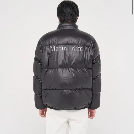 [마뗑킴] GLOSSY PUFFER JACKET IN BLACK