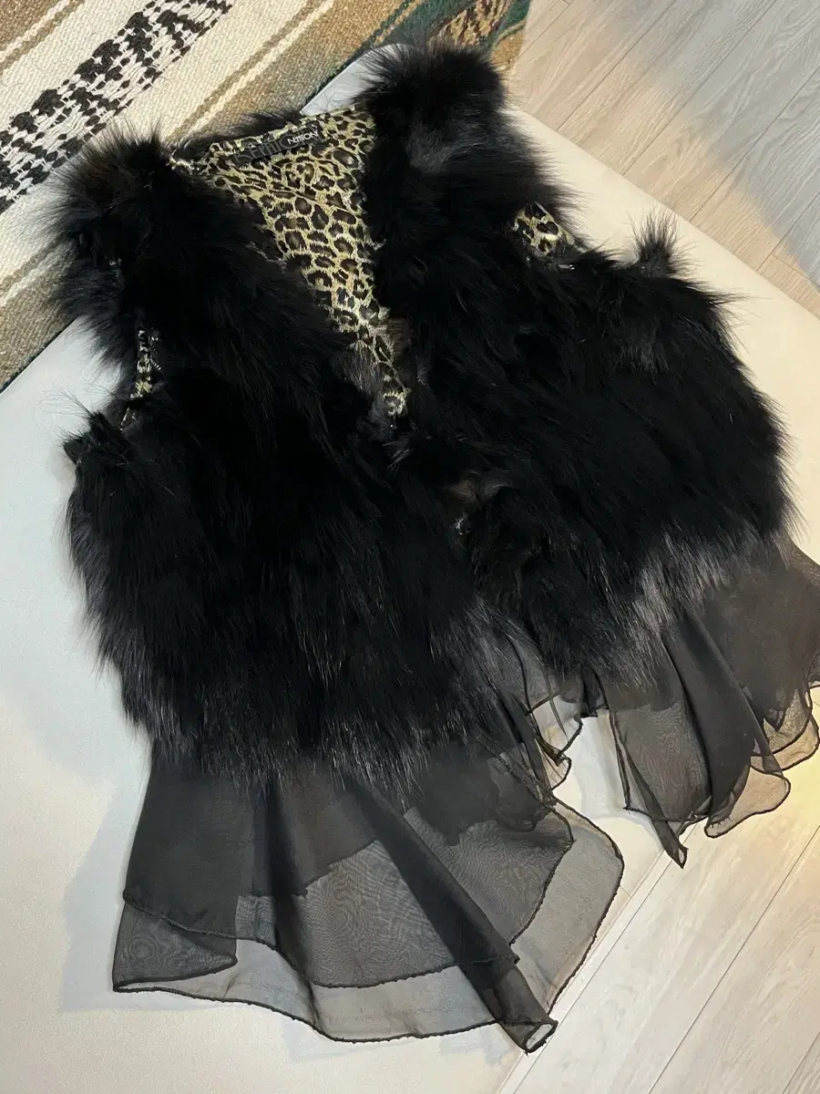 vintage chiffon&fur vest