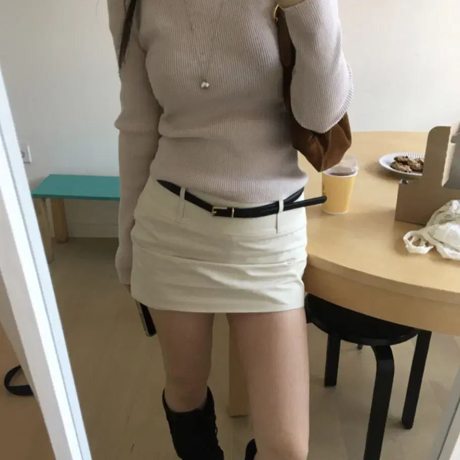 무배))아워캐비넷 coco pants skirt (S)