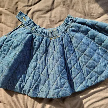 '새상품' patrizia pepe 데님 퀼팅 플레어 스커트