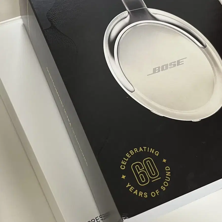 [BOSE] 보스 QC 울트라 헤드폰 다이아몬드 에디션