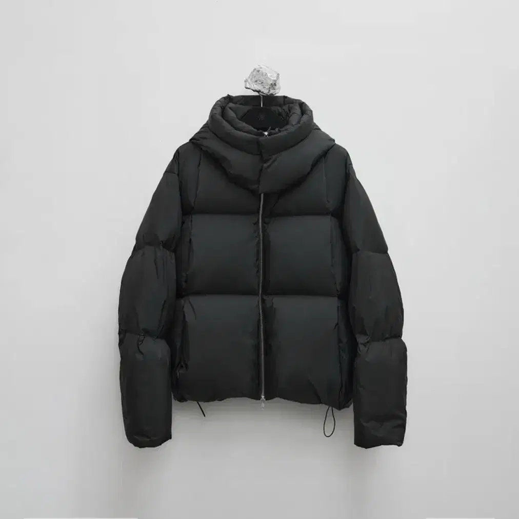 Youth 유스 Oversized Puffer Down Jacket