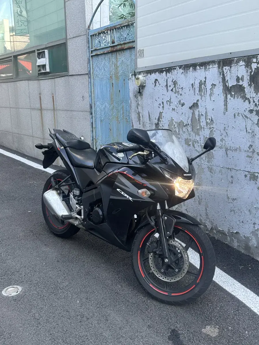 혼다 cbr125r 판매