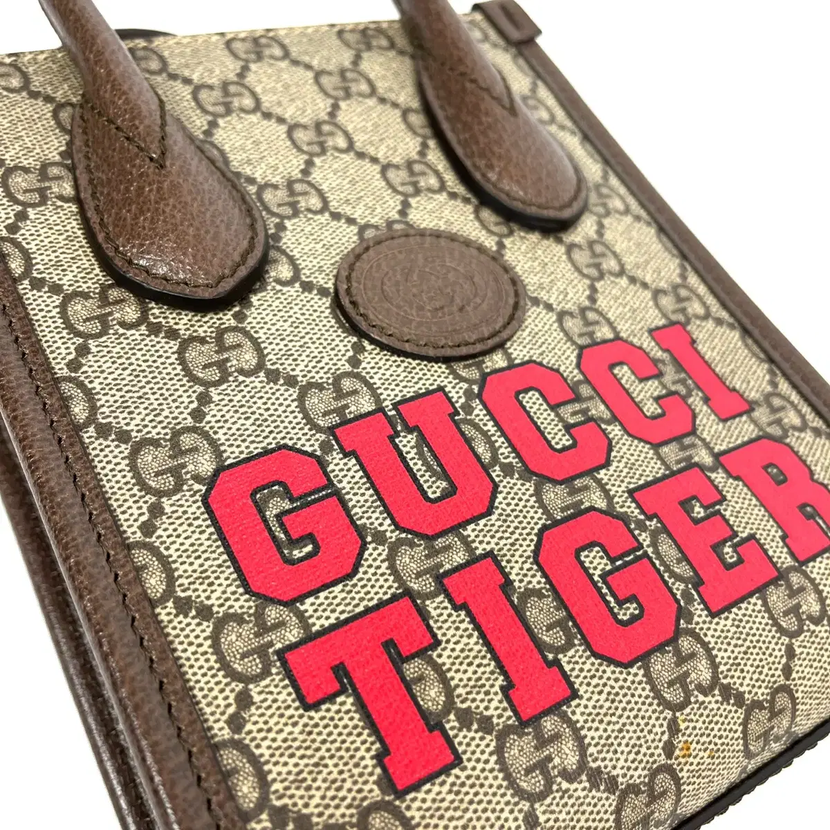 GUCCI (금장) 23F/W GG 인터로킹 구찌타이거 토드&스트랩