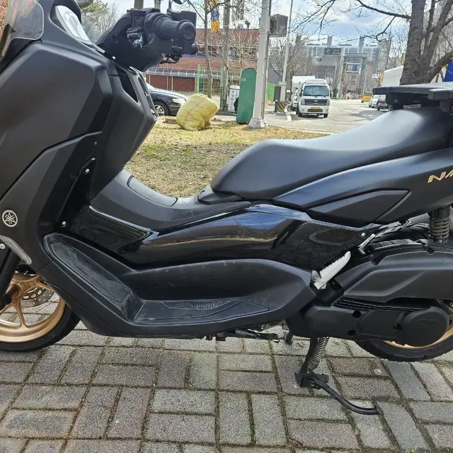 nmax125