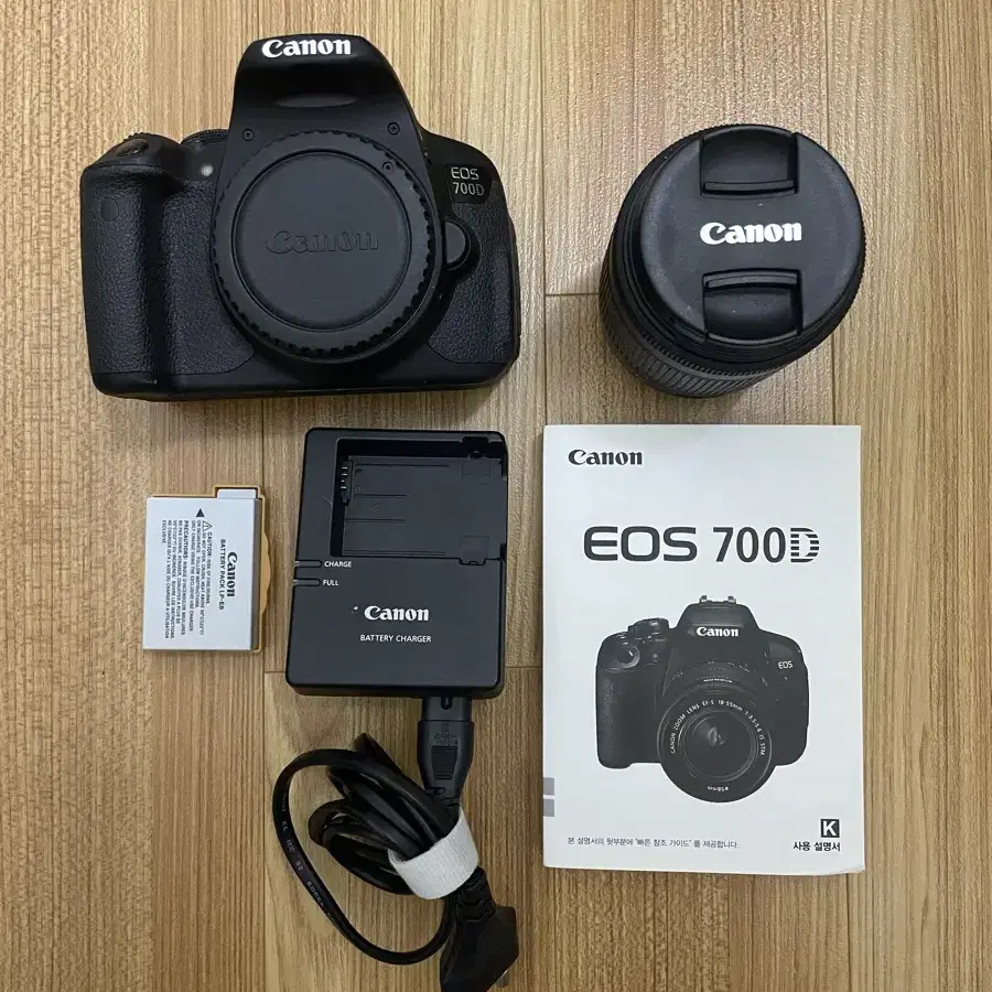 캐논 700D  DSLR카메라