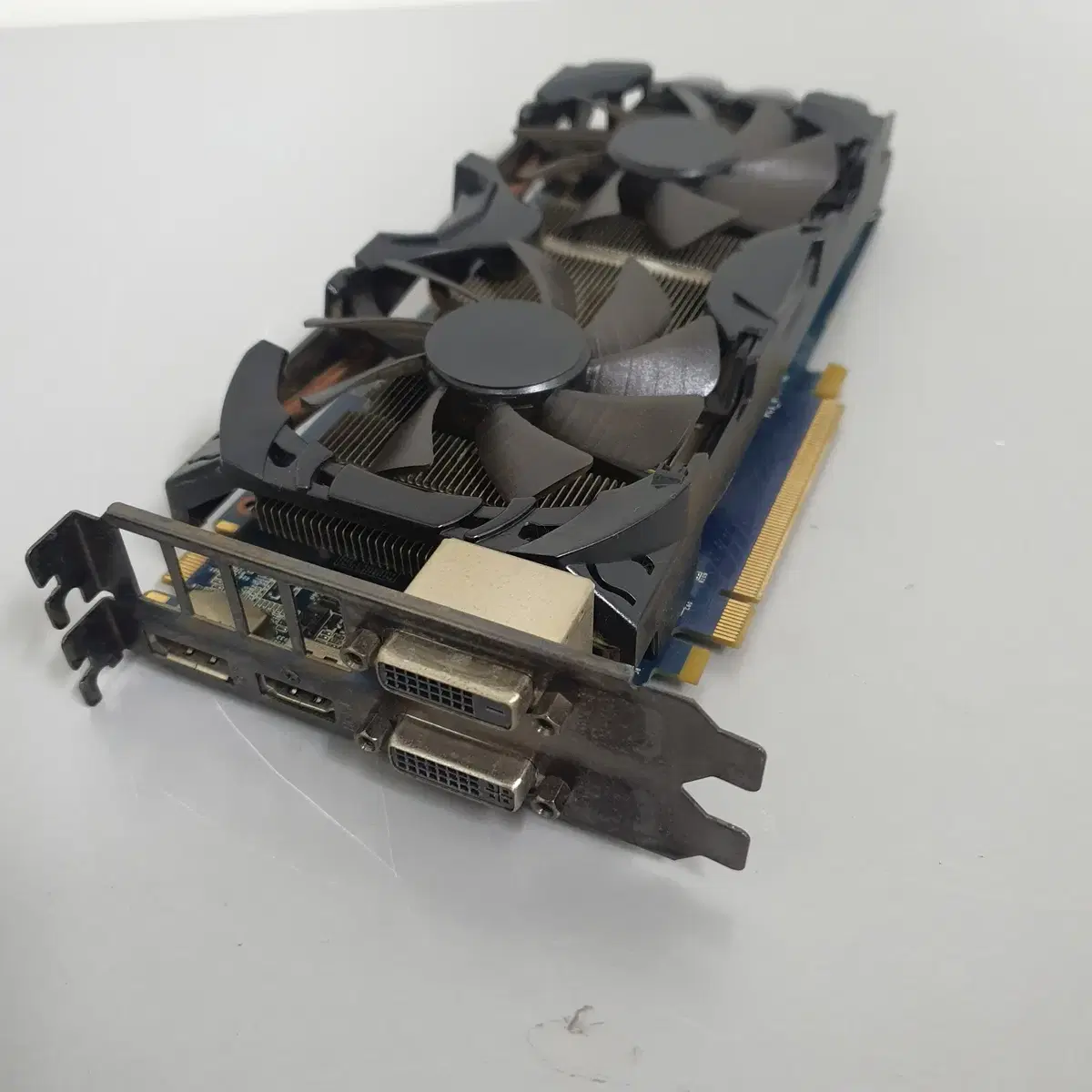 [무료배송] 중고 이엠텍 HV GTX 660 그래픽카드 2GB