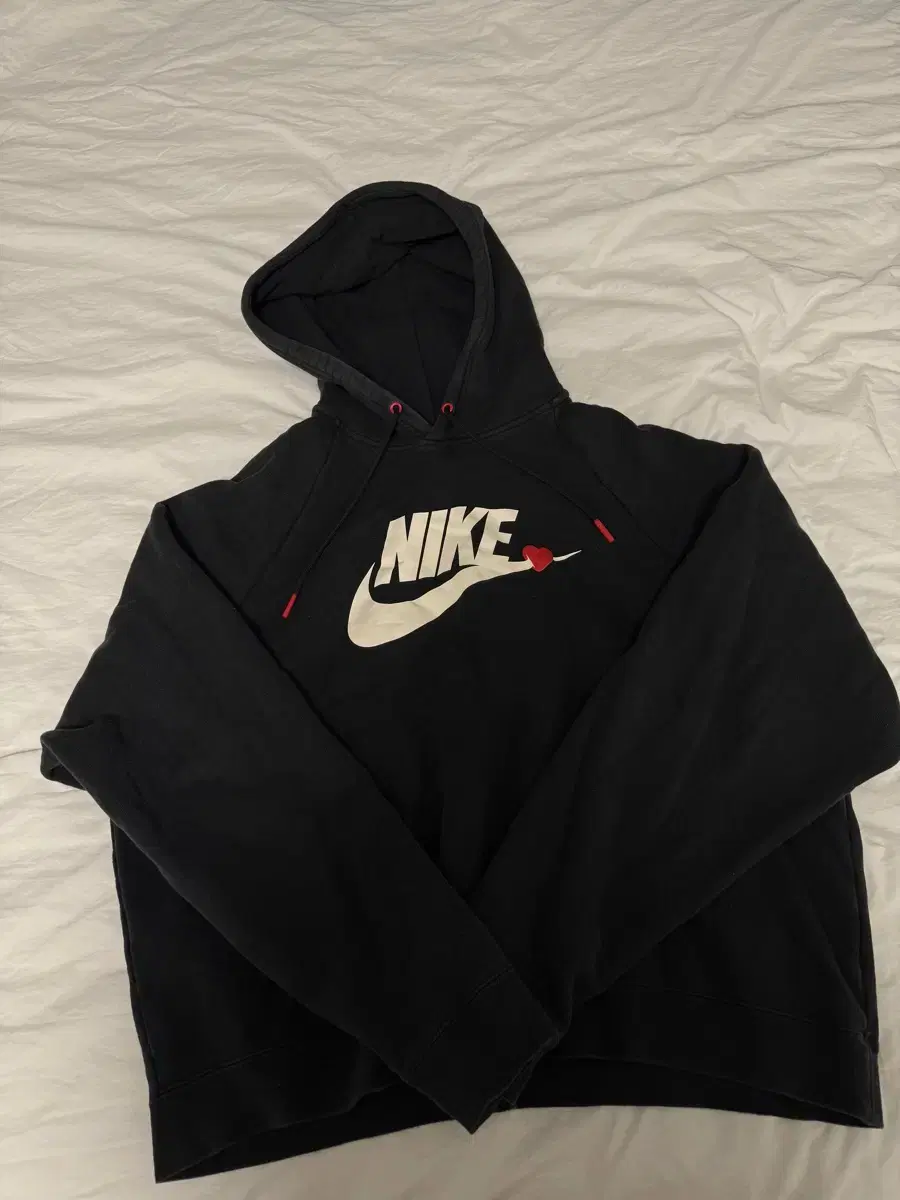 Nike Hoodie (L) Valentine's Day Limited Edition