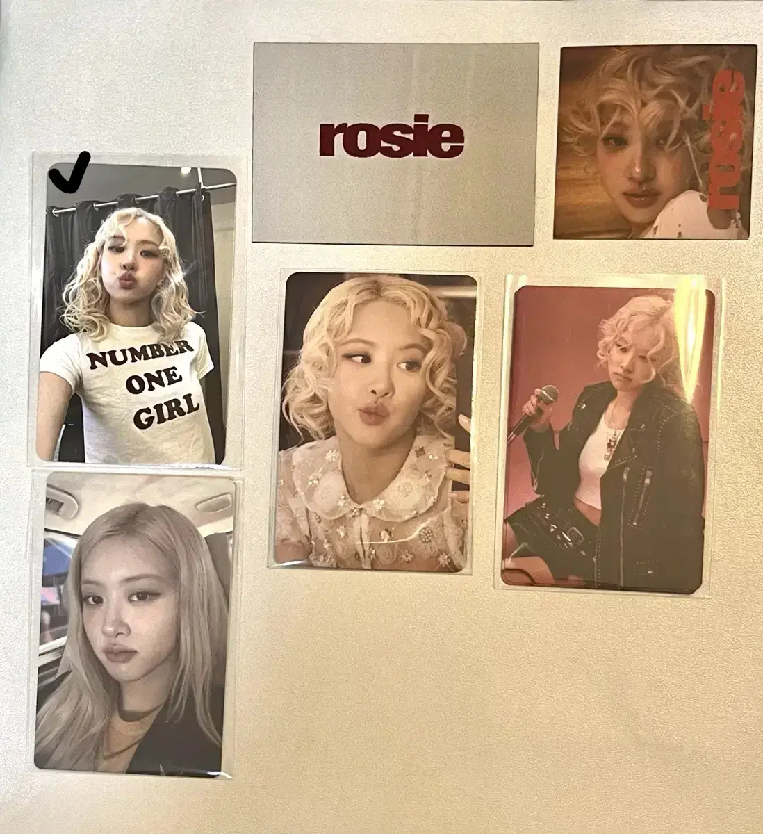 로제 더현대 팝업 rosie 포카 일괄판매 미개봉 새상품 반택포