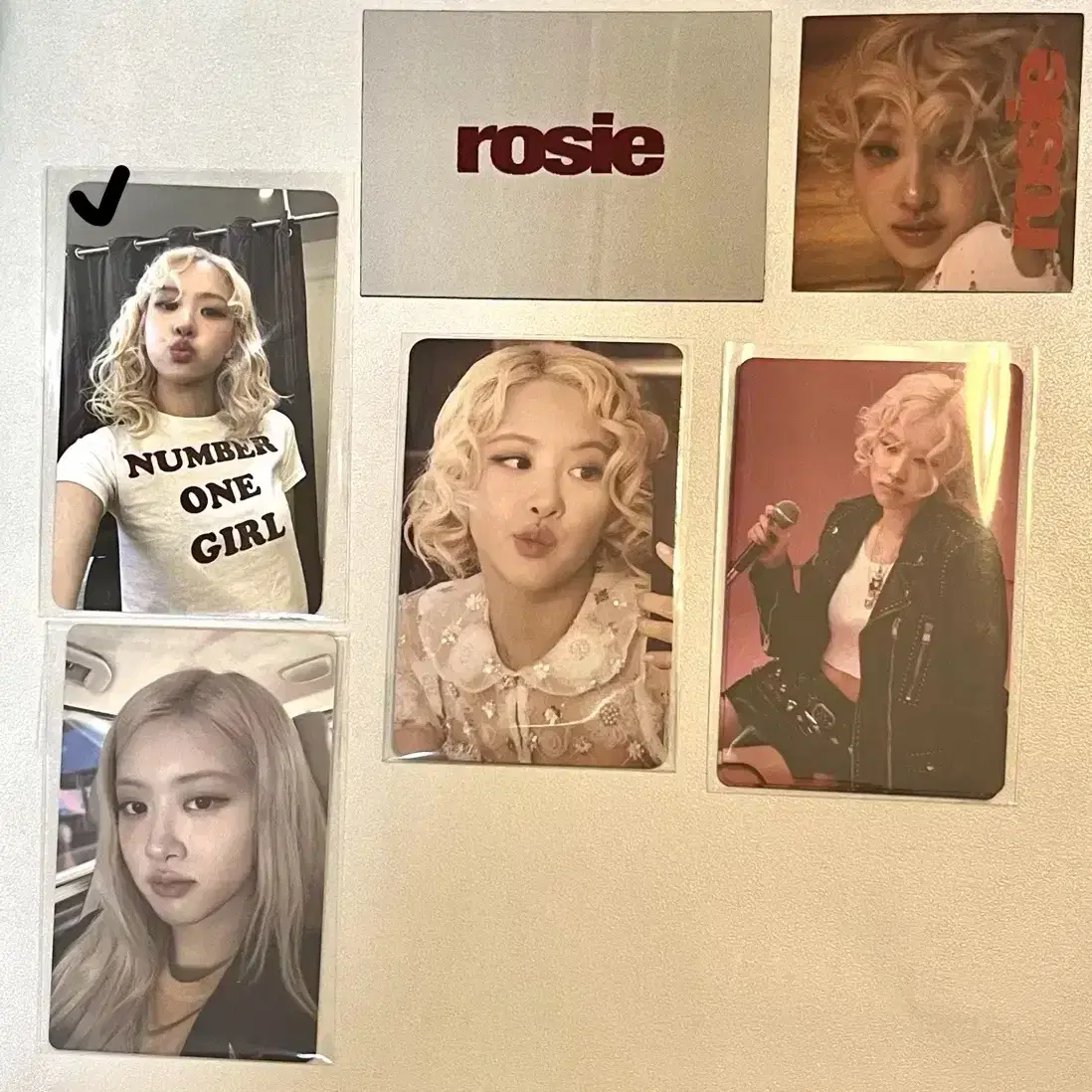 로제 더현대 팝업 rosie 포카 일괄판매 미개봉 새상품 반택포