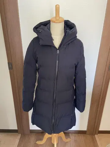 가격 인하 UNIQLO 심리스 다운 숏코트 M 네이비