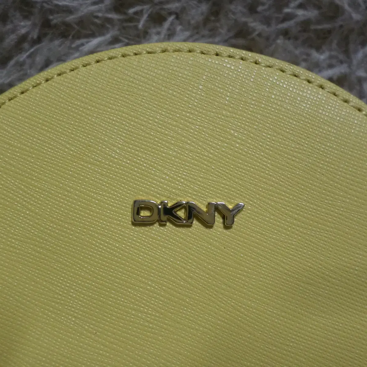 휘리릭구제 DKNY 디케이앤와이 미니백 중고 가방