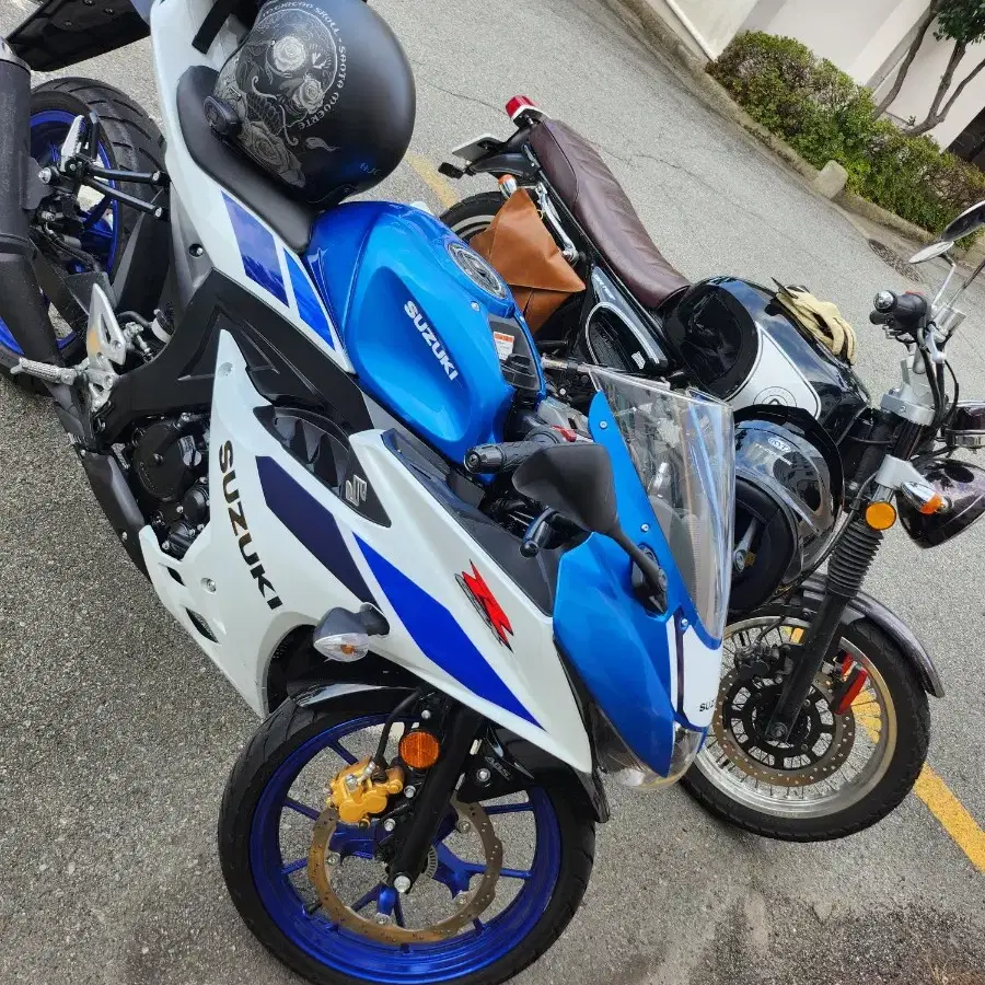 Gsx-R125 판매 또는 배달 스쿠터 대차 받아요.