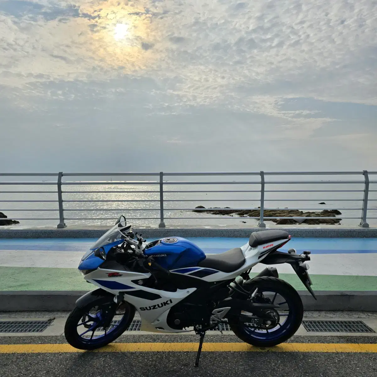 Gsx-R125 판매 또는 배달 스쿠터 대차 받아요.