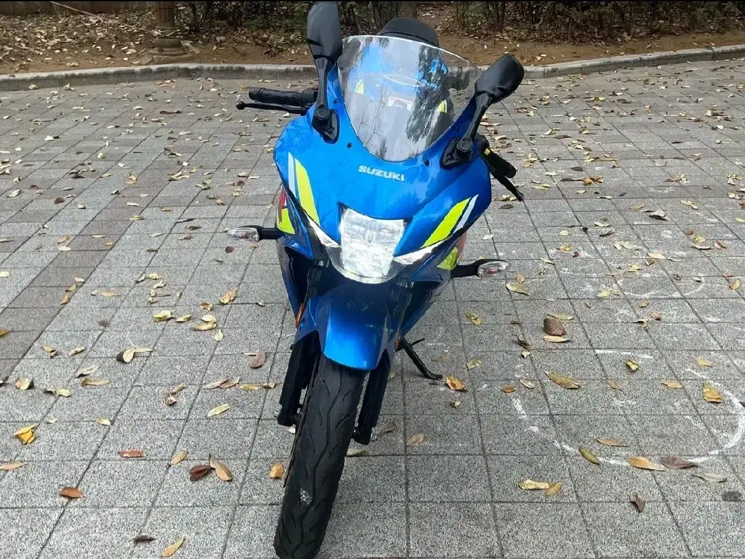 스즈키 GSX-R125 19년식 1만Km대 블루컬러 순정차량 최저가판매