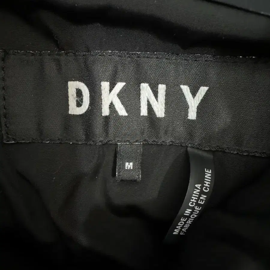 M) DKNY 패딩