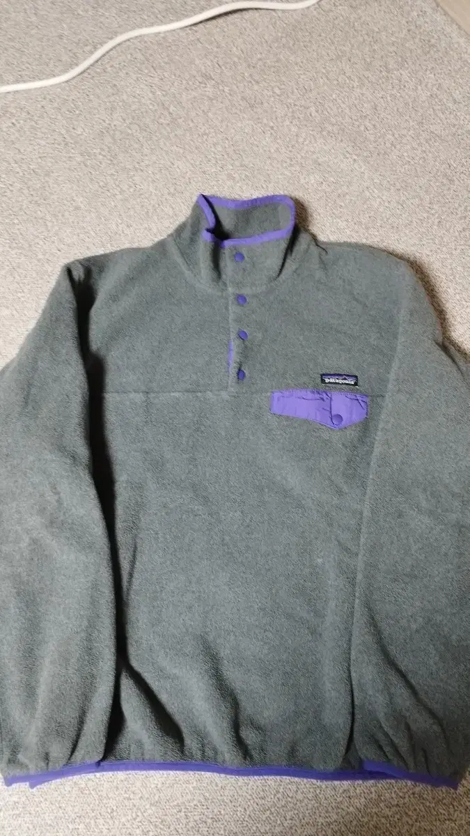 Patagonia Cincilla Lightweight Nickel+Purple Women's L sells