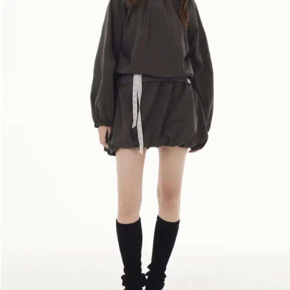 피스메이커 NYLON SHIRRING PUMPKIN SKIRT (CHAR