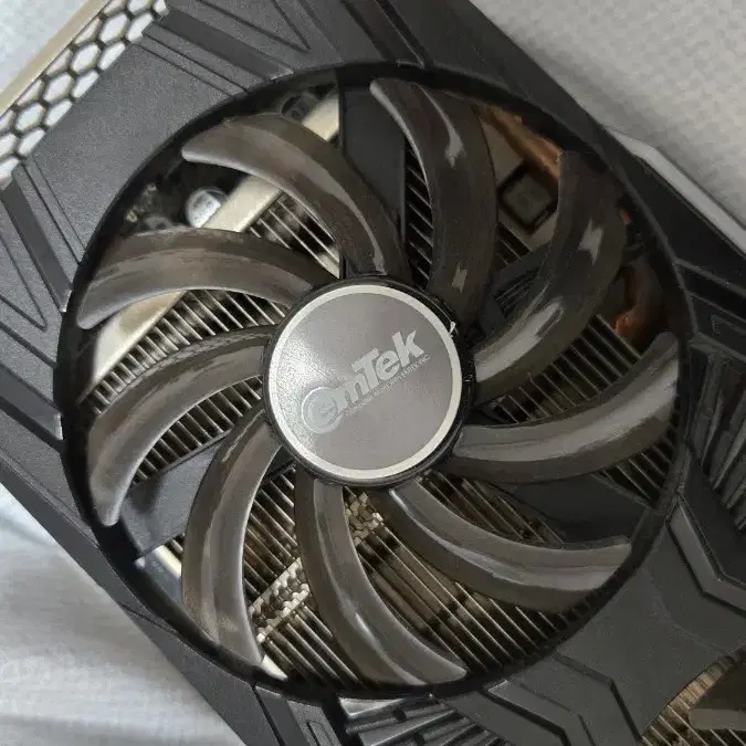 이엠택 그래픽카드 RTX2060 판매합니다