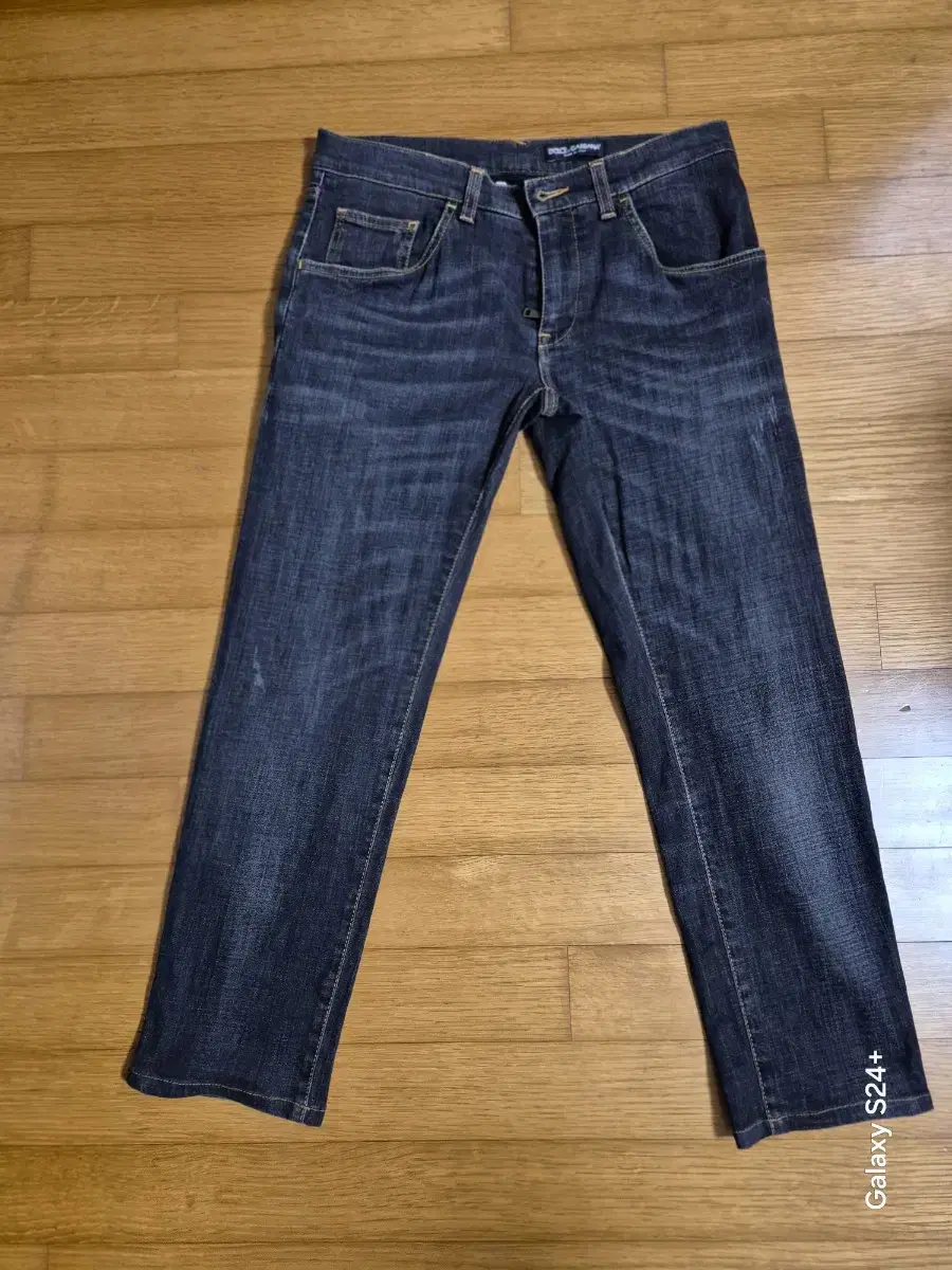 Dolce Gabbana (Genuine) Jeans size 29