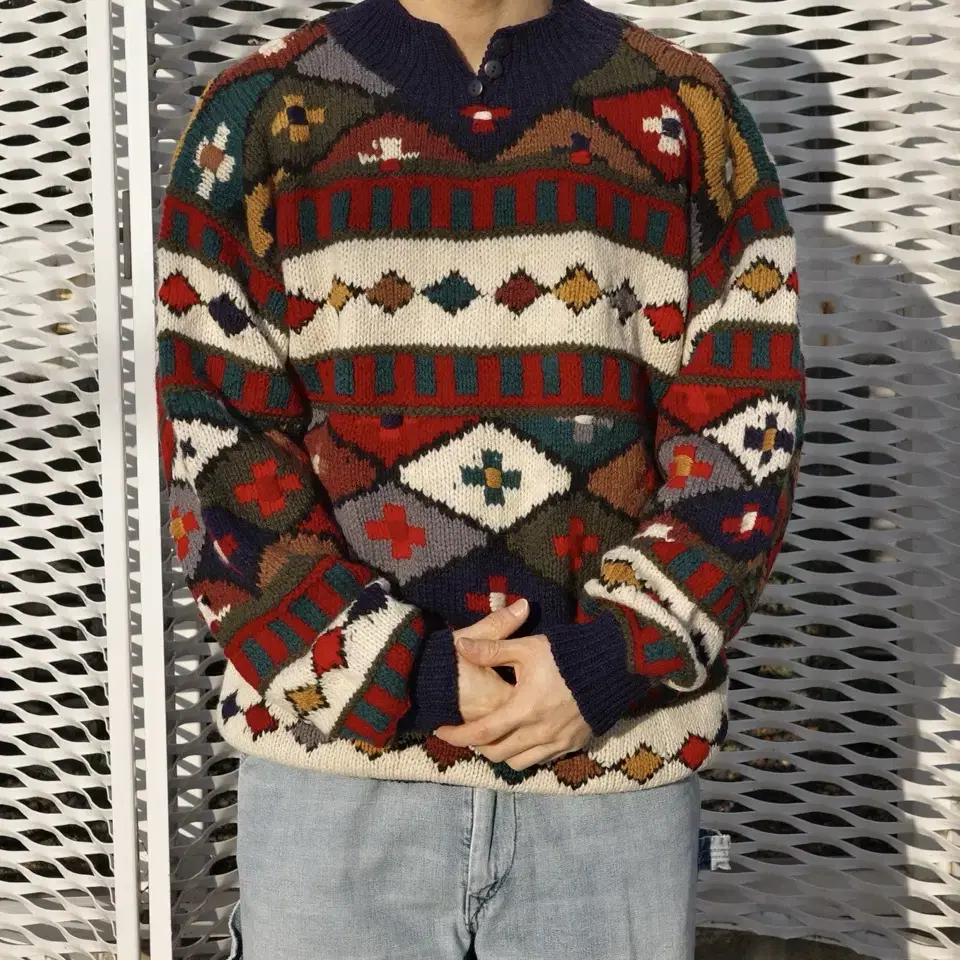 80-90s southwestern moc neck sweater