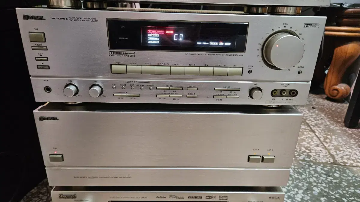 인켈 프리 파위앰프  av-8500g  am-8500g