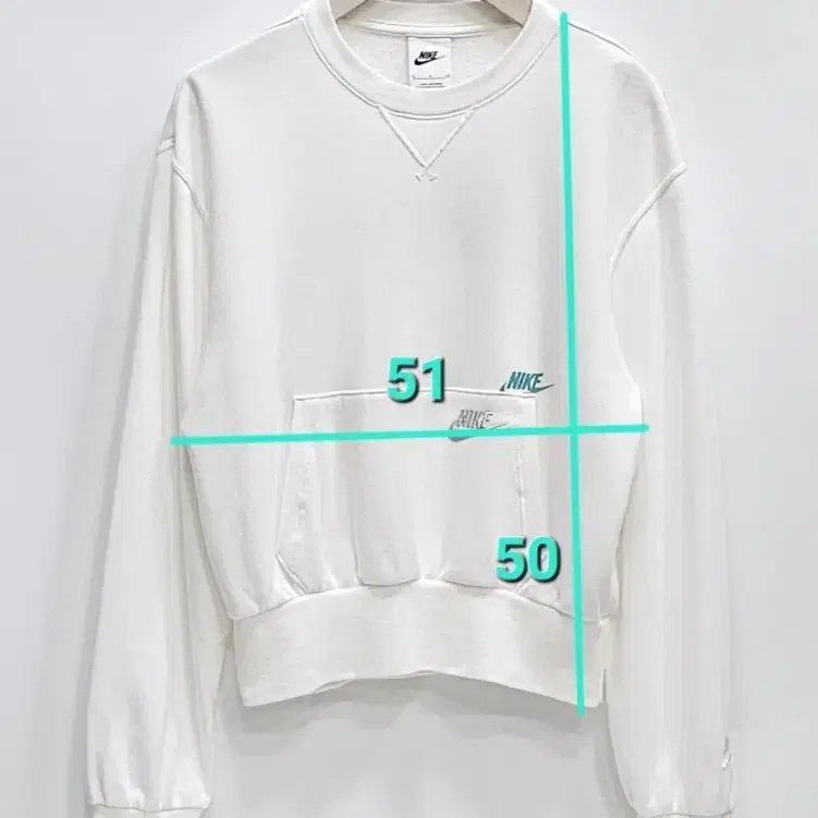 NIKE 2021년 나이키 우먼스 플리스 크롭 맨투맨 / 여 80 (S)