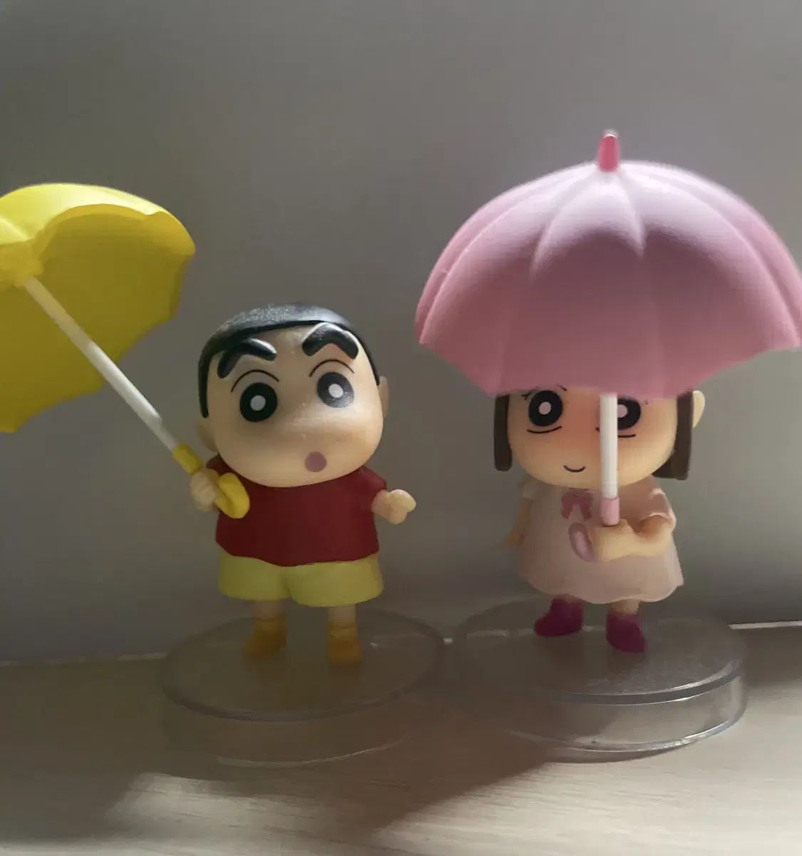 Changu suzy I'm selling umbrella figures.