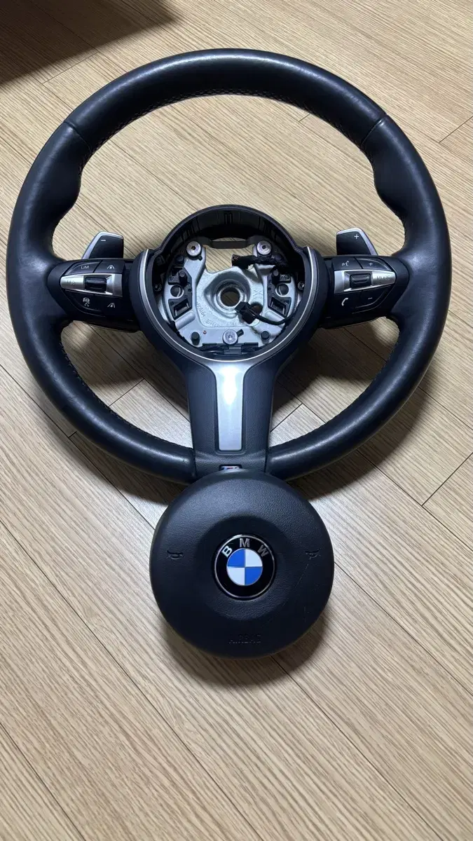 BMW M핸들(풀옵션), 5AS 버튼, 열선버튼커버, 오토하이빔컬럼, 카