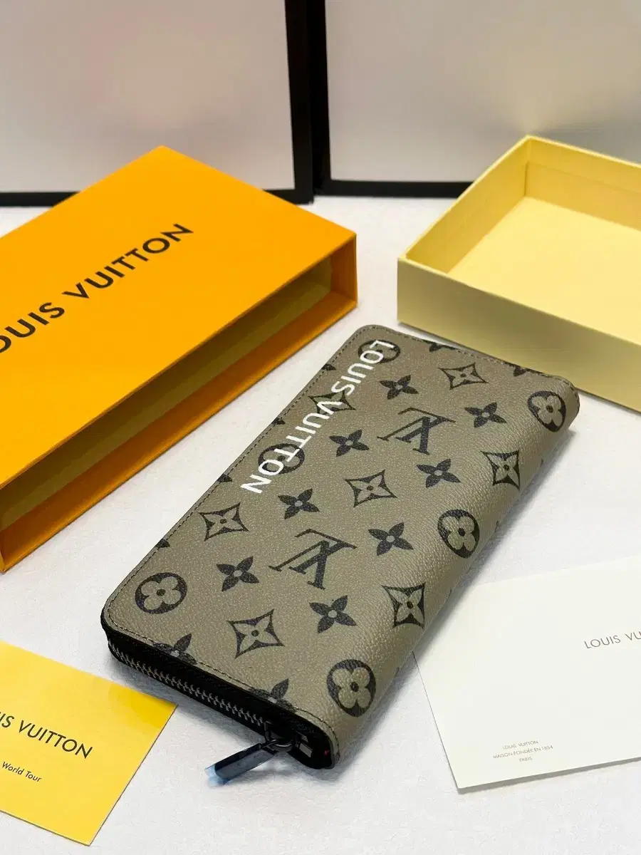 LOUIS VUITTON 루이비통 남자 지갑