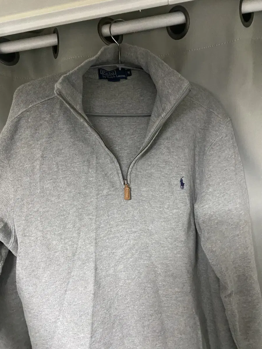 Polo Vahn zip-up top in gray