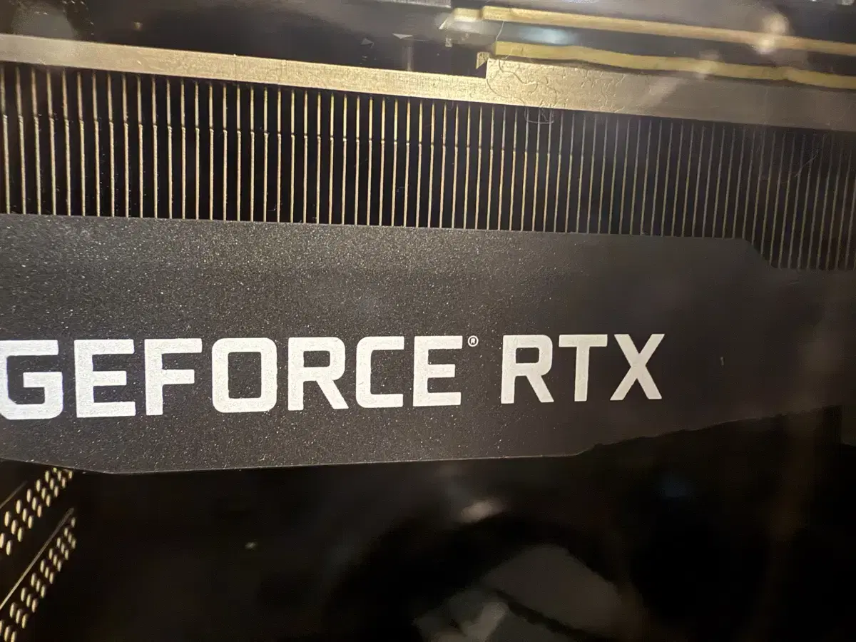 라이젠3700X RTX 2080 컴퓨터